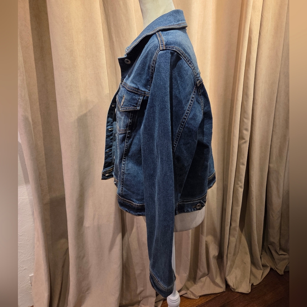 ELLOS Classic Denim Jacket - Picture 7 of 14